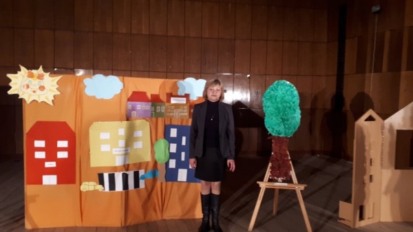 Малки артисти изиграха „Въртележка на парите“