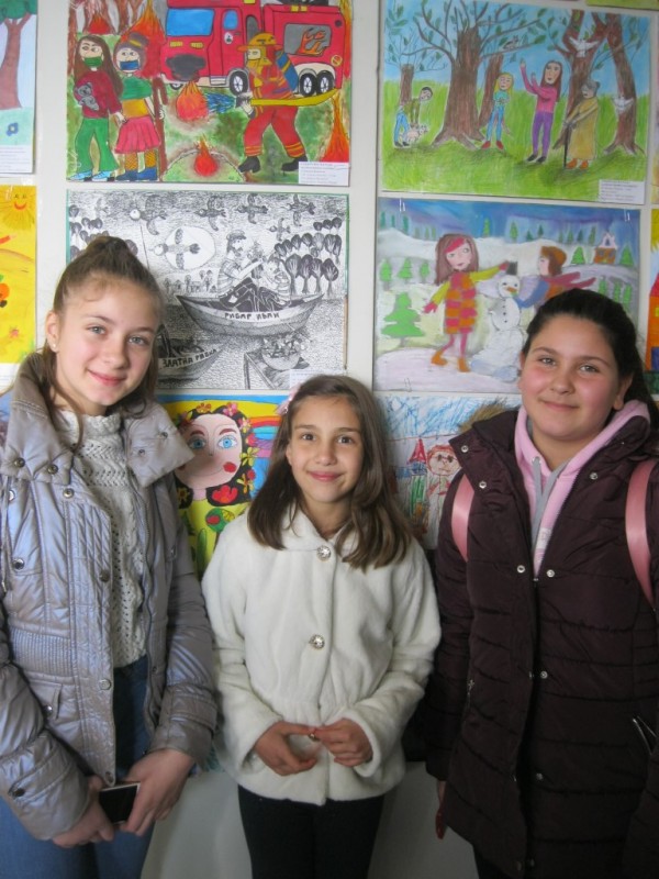 Малки художници с награди от „Наследниците на Дечко Узунов“