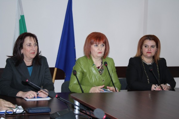 До момента 6 души в областта са изследвани за коронавирус