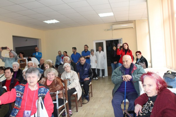 Над 500 деца се включиха в мартенската работилница на библиотеката