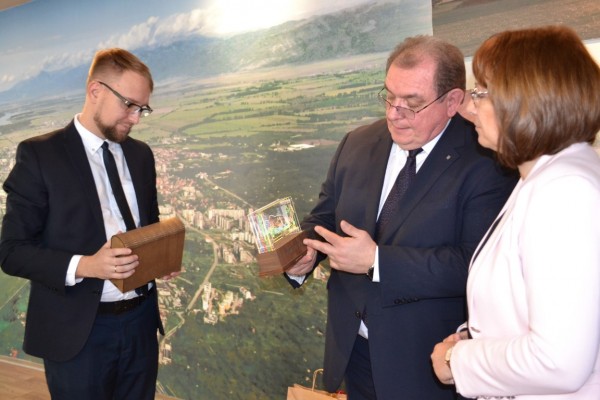 Кметовете на Казанлък и Толиати: 25 г. приятелство - трябва да съхраним тази връзка между хората, между младите