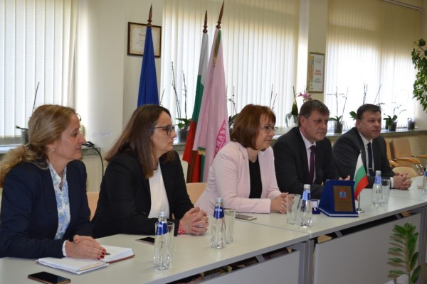 Кметовете на Казанлък и Толиати: 25 г. приятелство - трябва да съхраним тази връзка между хората, между младите