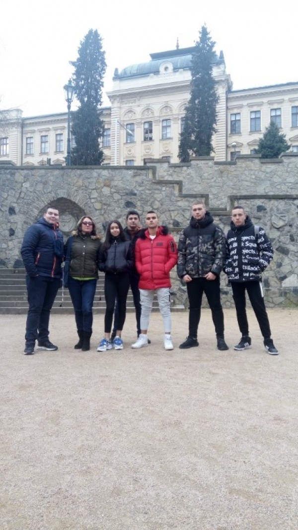 Хаджиеновци - “Готови за кариера“. Завърнаха се от Чехия с нови знания и умения 