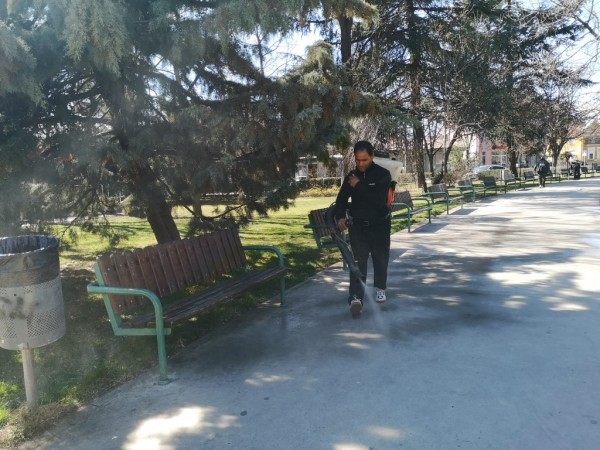 Мащабно дезинфекциране срещу Covid19 предприе Община Казанлък днес