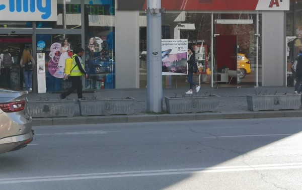 Мащабно дезинфекциране срещу Covid19 предприе Община Казанлък днес