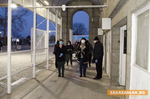 Термокамери следят здравето на арсеналци. 8 600 работници - без симптоми