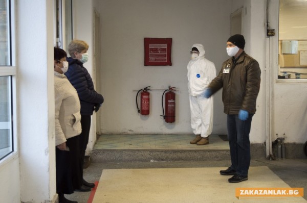 Термокамери следят здравето на арсеналци. 8 600 работници - без симптоми