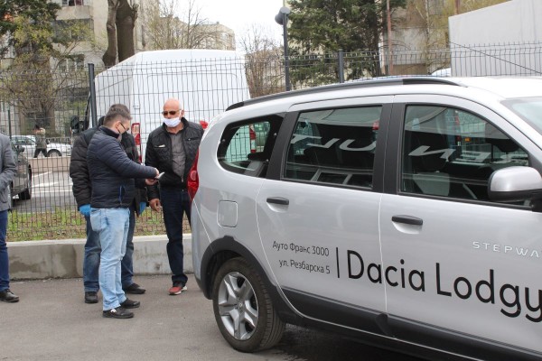 „Рено Нисан България“ подкрепя българските общини в борбата с коронавируса