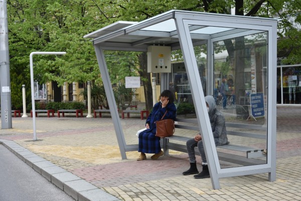 Казанлъчани ще могат да зареждат мобилните си телефони докато чакат рейса