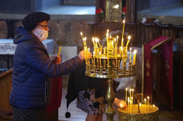 На Томина Неделя митрополит Киприан отслужи Златоустова литургия в Казанлък