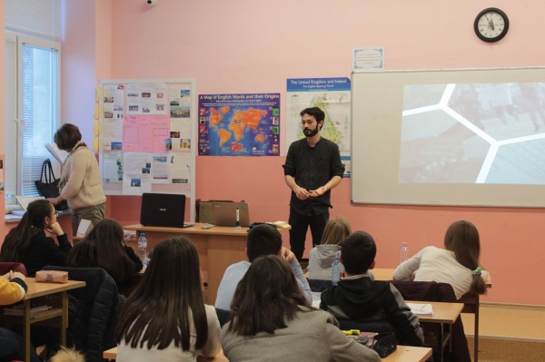 “Взаимопомощ“ споделя виртуални спомени от последната година