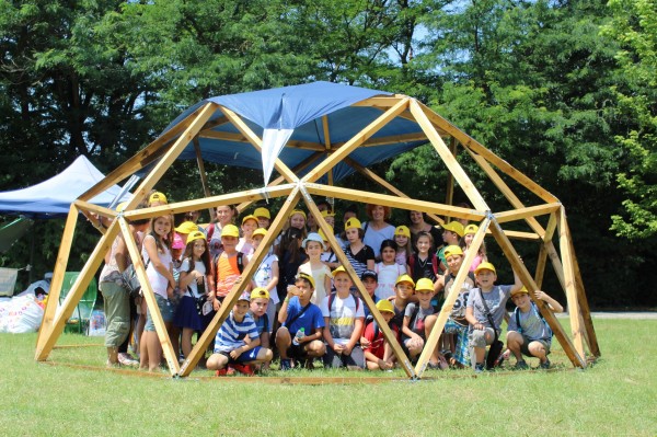 “Взаимопомощ“ споделя виртуални спомени от последната година