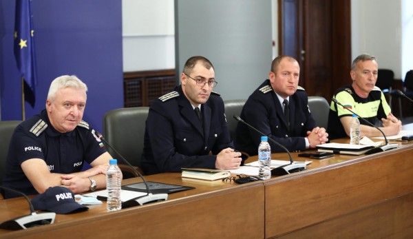 Засилен контрол на КПП-тата през предстоящите почивни дни. Мотористите с приоритет