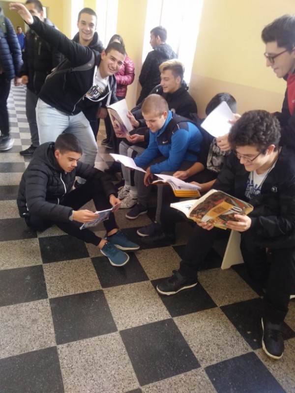 Вижте четвъртата специалност в Механото, част от дуалното обучение в гимназията