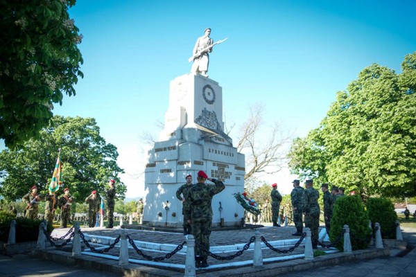 61 Стрямска механизирана бригада тържествено отбеляза 6 май