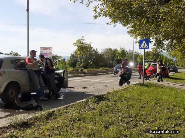Шофьор се заби в задницата на Рено Клио