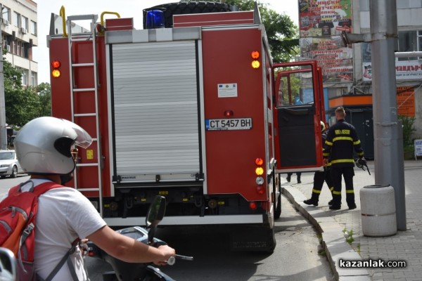 Газова бутилка вдигна по тревога полицаи и пожарникари