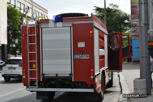 Газова бутилка вдигна по тревога полицаи и пожарникари