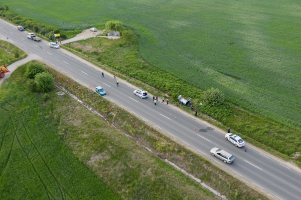 Почина шофьор от катастрофата до Копринка. Жена остава с опасност за живота / ВИДЕО