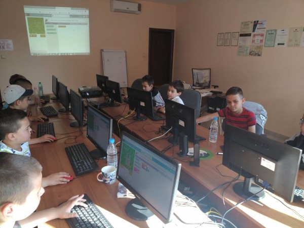 Старт на летните занимания в ДАПР „ИКТ Център“