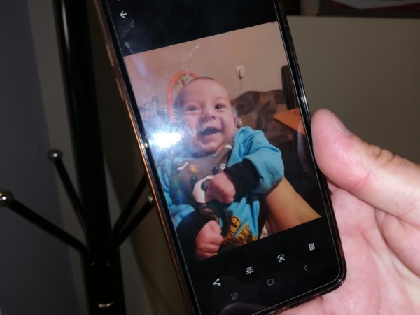 Кметът на Казанлък връчи ваучерите на първите 11 двойки, одобрени за еднократна помощ за новородени деца