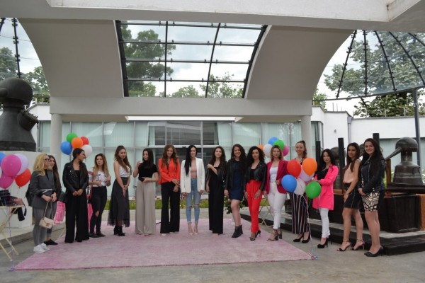 Казанлък избра Мария Петрова за Царица Роза 2020