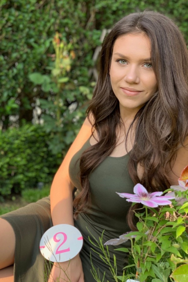 52-та Царица Роза е Мария Петрова