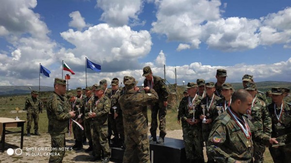 Стремци отново победители в шампионата по военен трибой