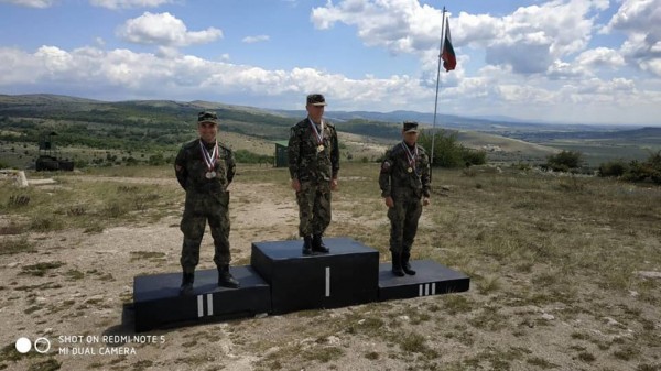 Стремци отново победители в шампионата по военен трибой