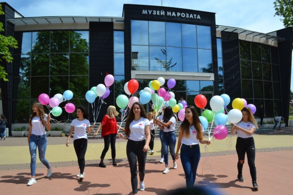 72 000 рози - в една за Празника на Казанлък