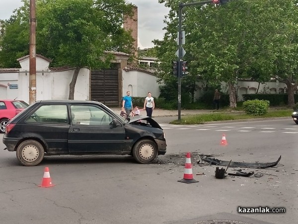 Мерцедес отне предимство и предизвика катастрофа до Манастира
