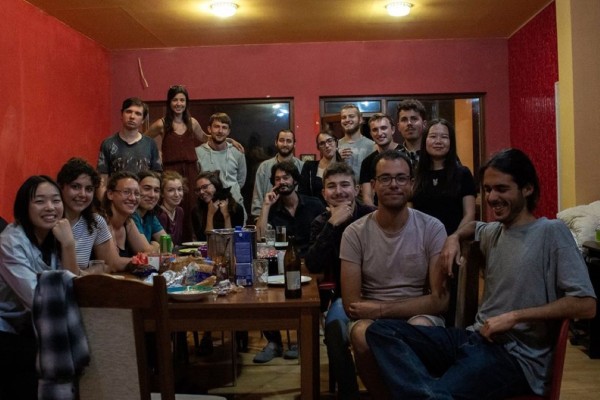 Нова група доброволци пристига в Казанлък