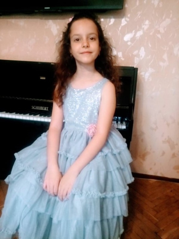 Дори и в онлайн конкурси, казанлъшките пианисти пак са на челните места