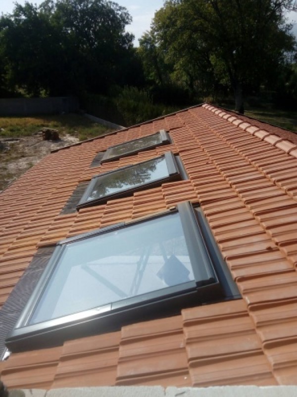 Дограми, врати, светлинни тунели и още - качество и надеждност от „ЕксПласт“