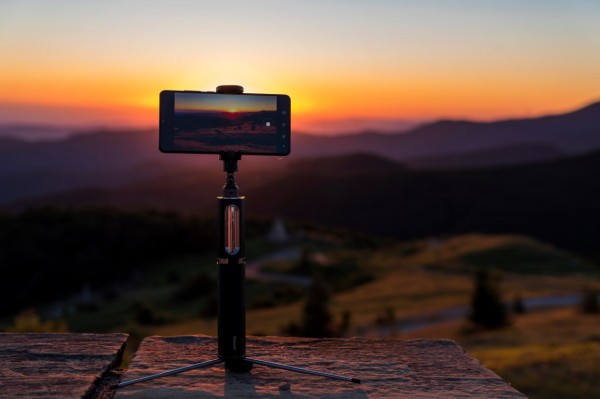 Фотографи от севера и юга посрещнаха Джулая на Паметника на свободата