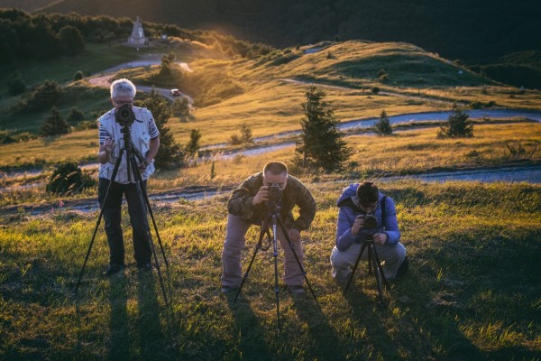 Фотографи от севера и юга посрещнаха Джулая на Паметника на свободата