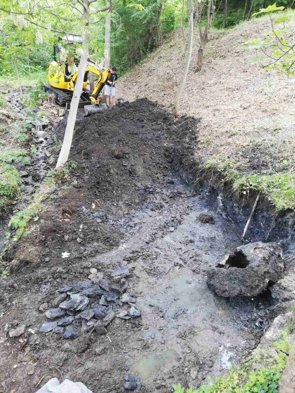 Шипченци изградиха кът за отдих с чешма със собствени средства