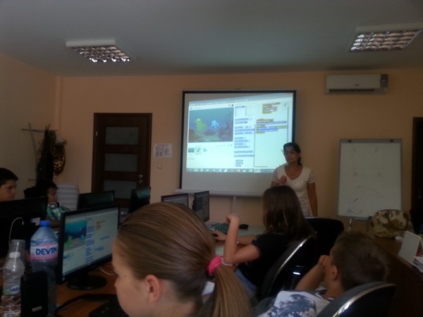 Продължаваме с интензивни летни курсове в ДАПР „ИКТ Център“ през юли