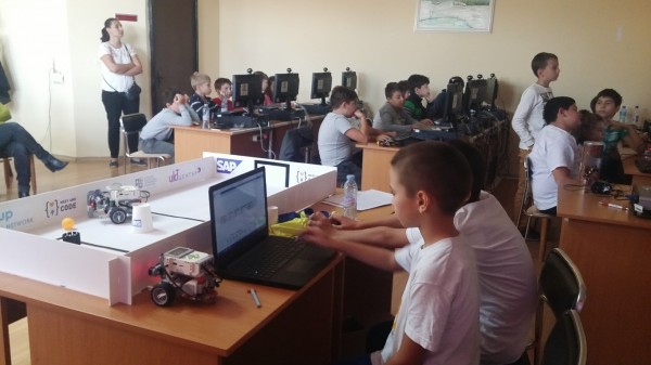 Продължаваме с интензивни летни курсове в ДАПР „ИКТ Център“ през юли