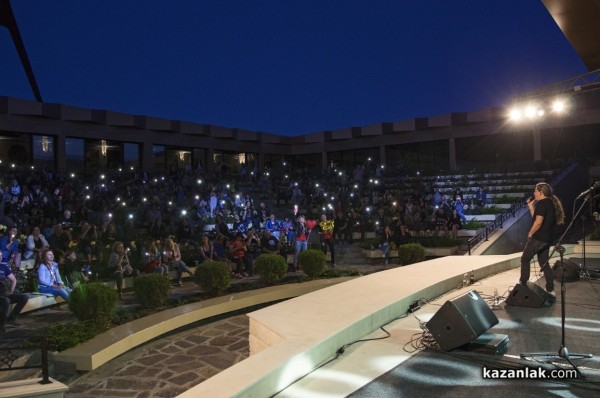 Дони кани на концерт на група “Фондацията“ този петък в Амфитеатър “Дамасцена“