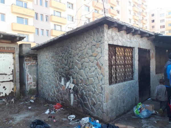 Премахване на незаконни търговски обекти в кв.“Кармен“