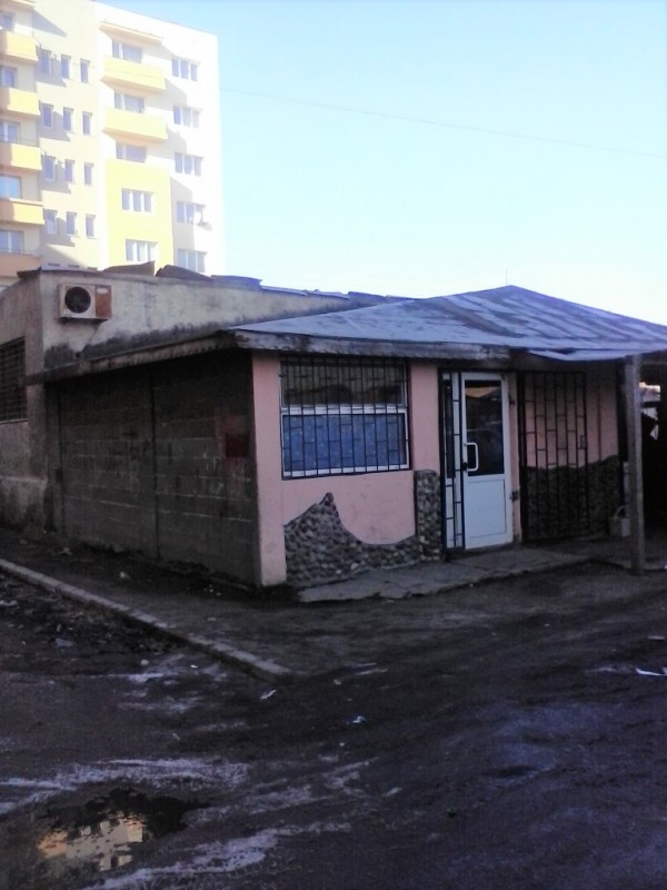 Премахване на незаконни търговски обекти в кв.“Кармен“