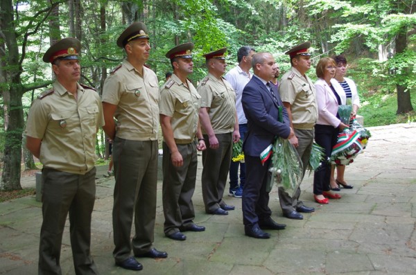 Казанлък тържествено отдаде почит към 152 г. от гибелта на Хаджи Димитър и неговата чета и 183 г. от рождението на Васил Левски