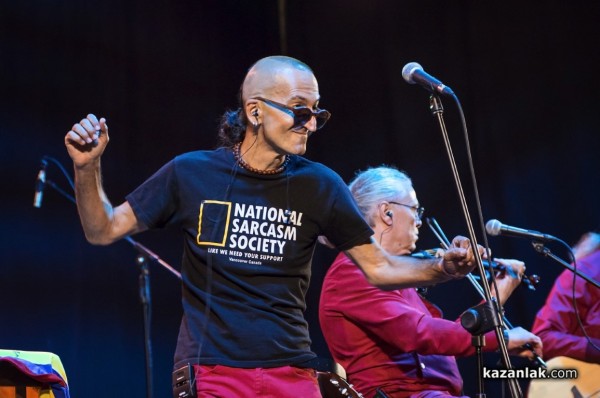 “Фондацията“ не остави публиката седнала