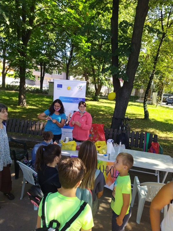 Мобилна „Творителница“ е част от забавленията за деца в Розариума 