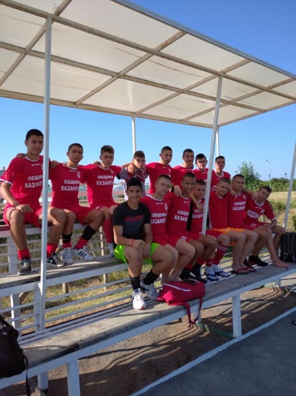 Отлично представяне на Розите на турнира “Купа Черно море“