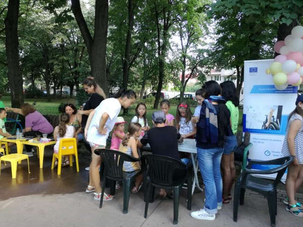 Трета поредна седмица мобилната “Творителница“ бе в Розариума