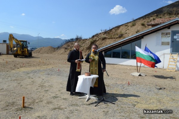 Ритуали “Първа копка“ за новата велоалея и съхраняване на могила “Оструша“ по проект “Светът на траките“