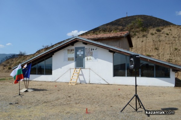 Ритуали “Първа копка“ за новата велоалея и съхраняване на могила “Оструша“ по проект “Светът на траките“