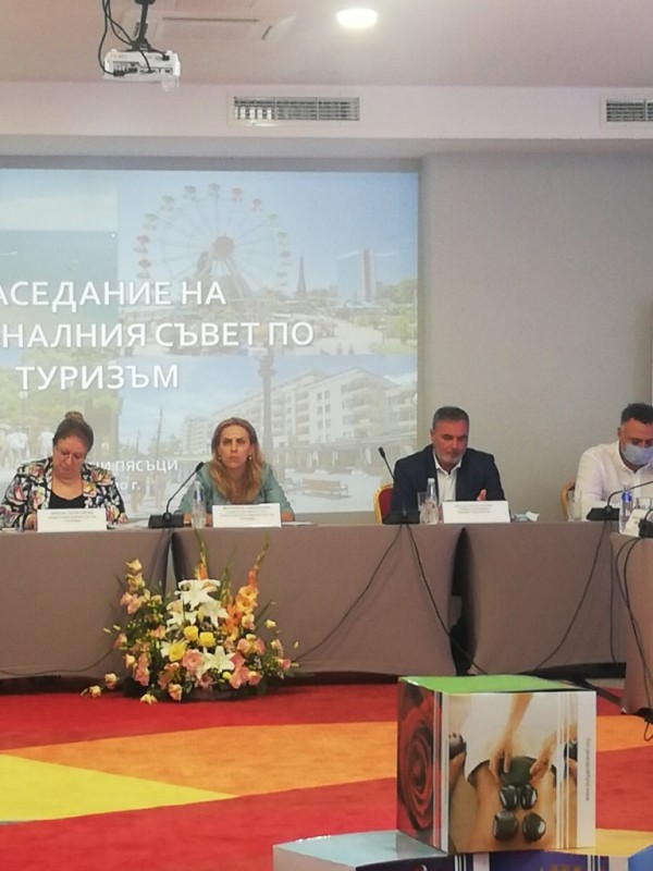 Сребра Касева пред националния съвет по туризъм: Ще продължаваме да налагаме Казанлък като символ на България пред света